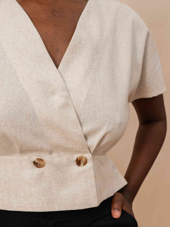 blusa_feminina_linho_transpassada_duas_design_moda_autoral_recife_pernambuco