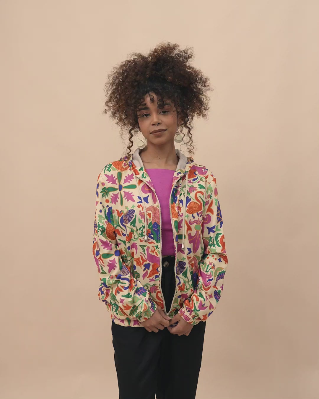 casaco_bomber_estampado_duas_design_moda_autoral_recife_pernambuco
