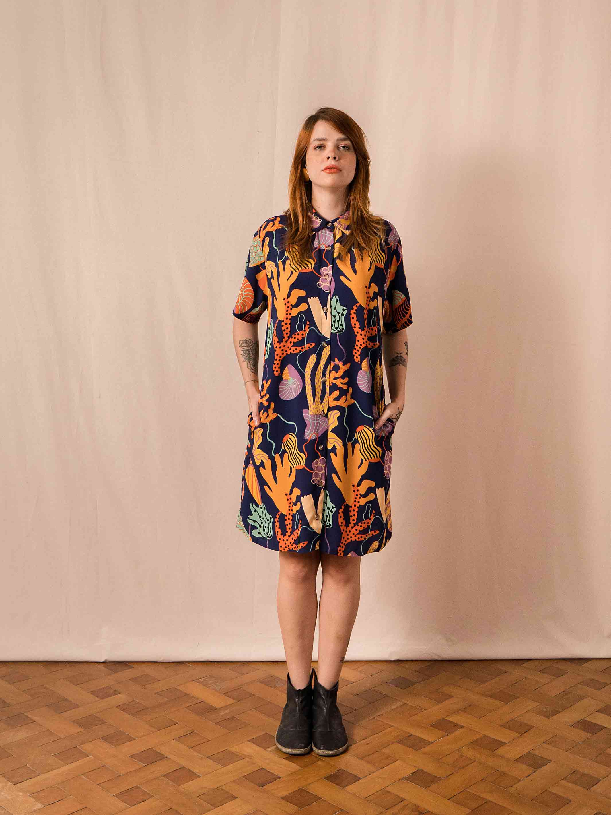 Chemise Curto Estampado Conchas DUAS design