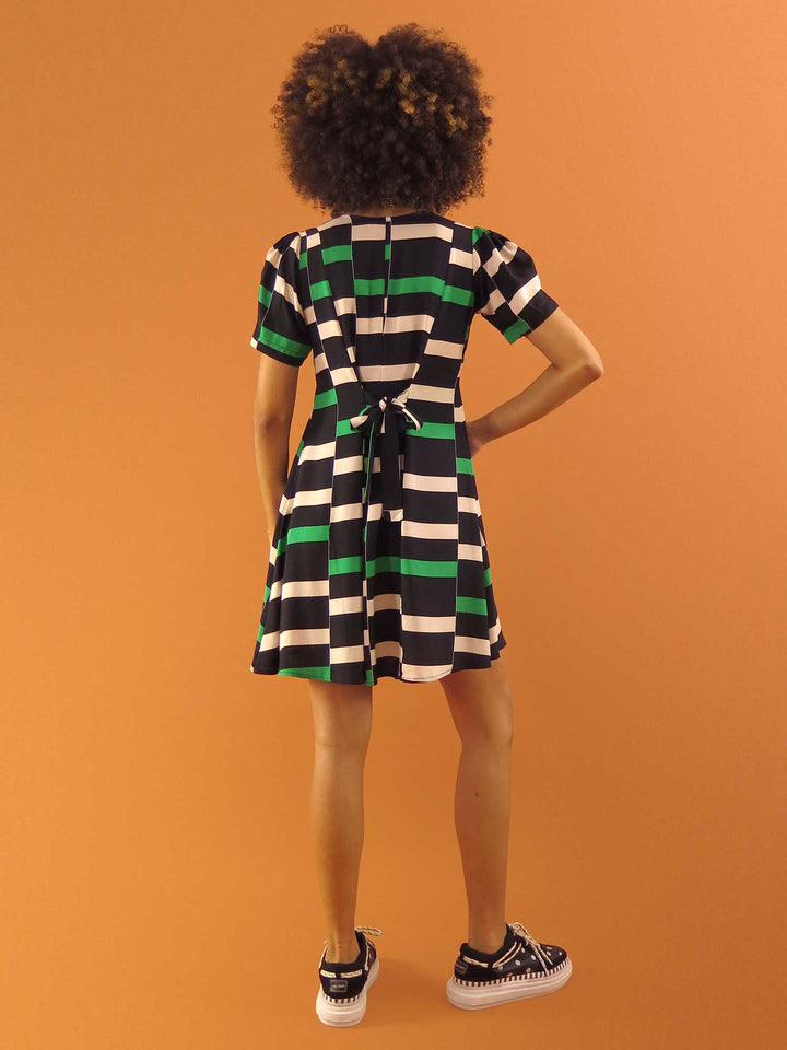 VESTIDO DAI CURTO