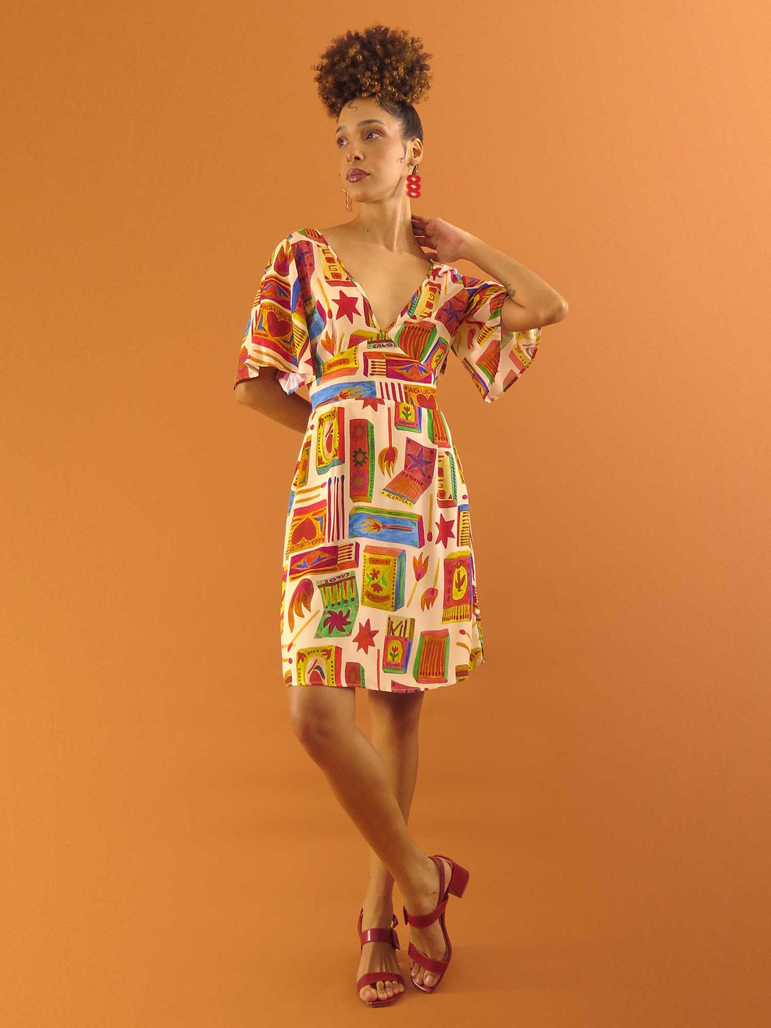 VESTIDO NINA CURTO