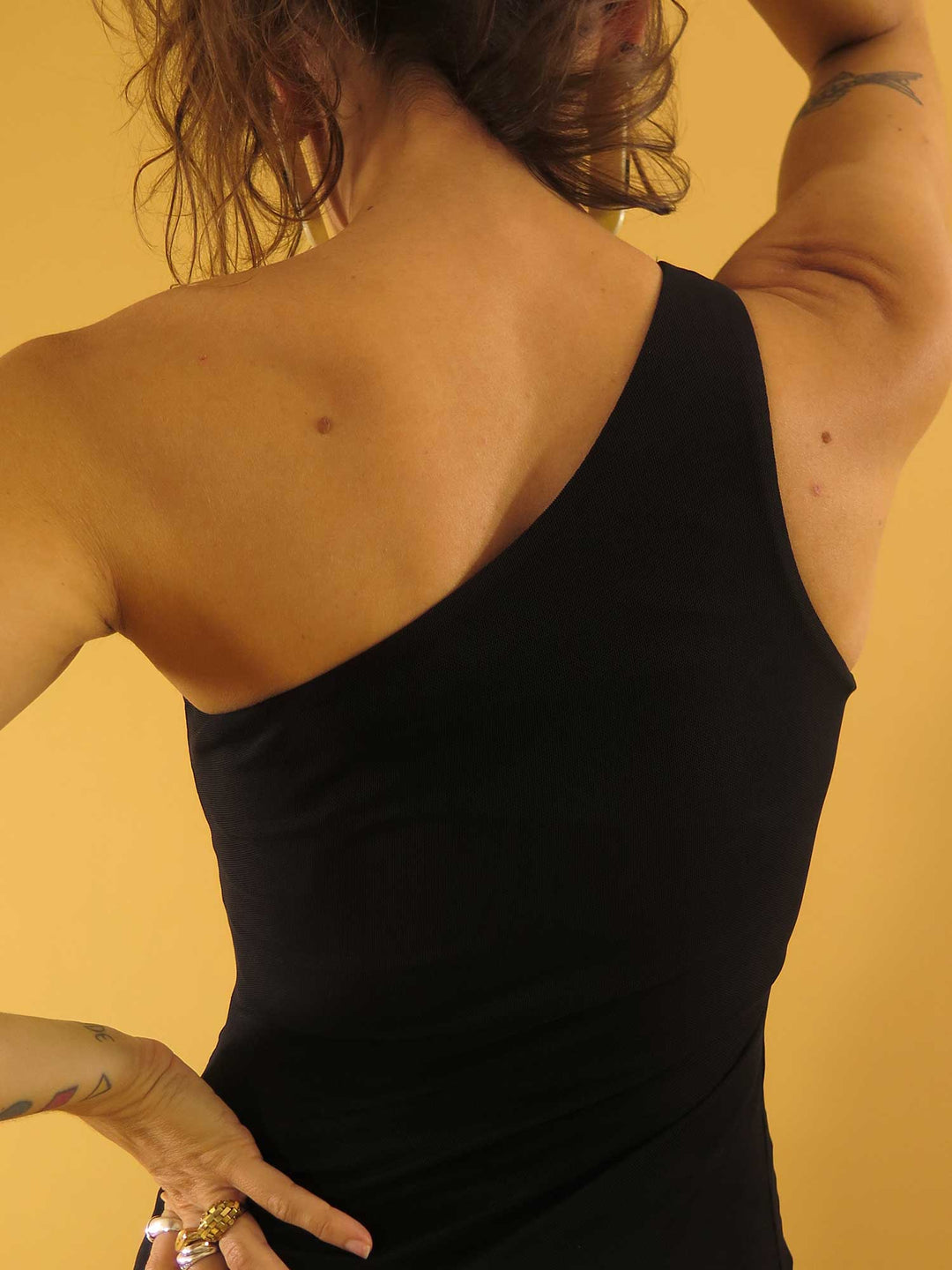 VESTIDO OMBRO SO