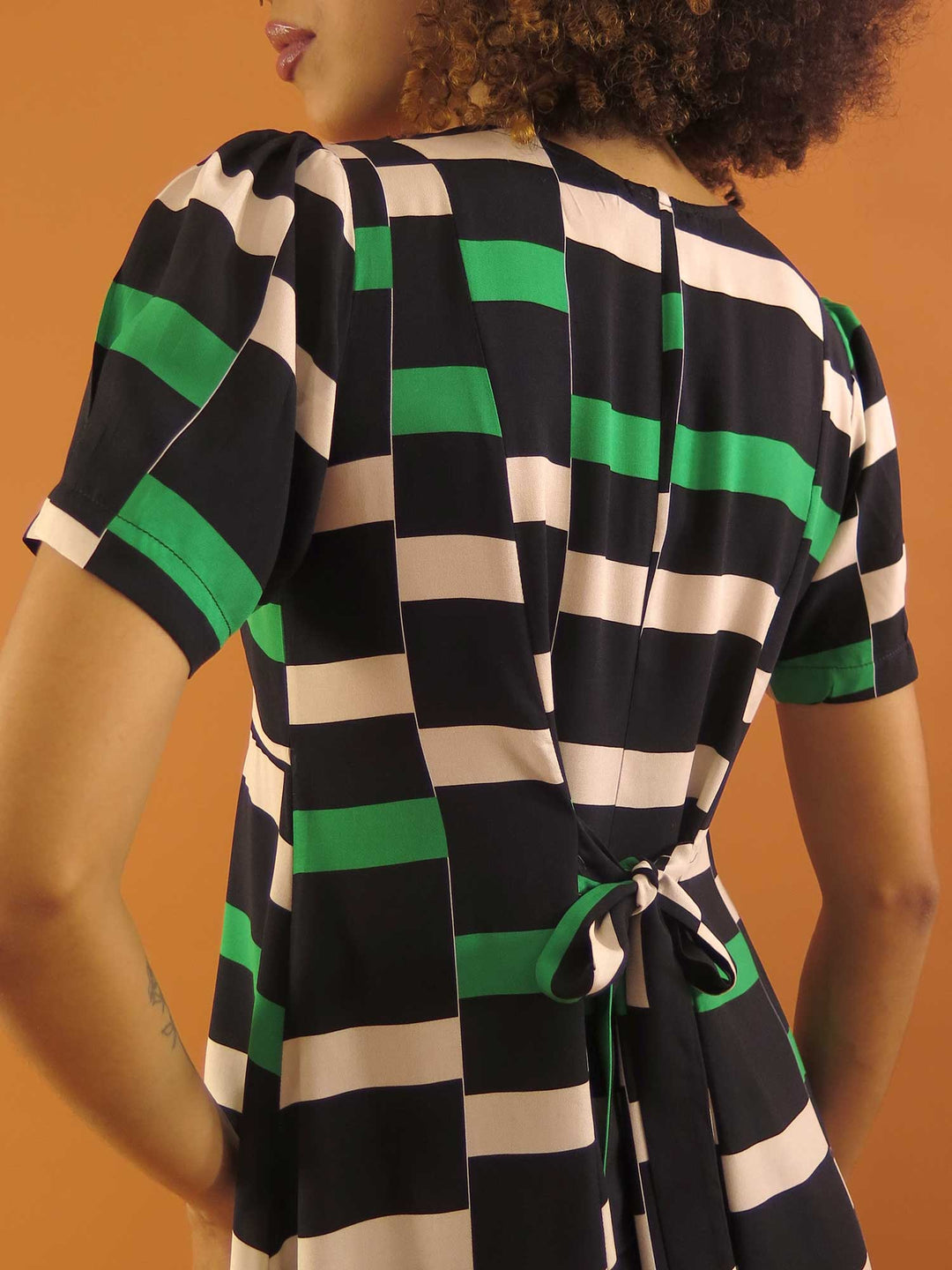 VESTIDO DAI CURTO