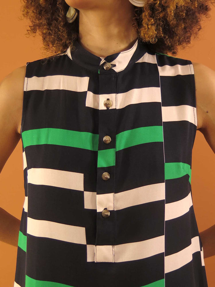 VESTIDO GOLA PADRE LONGUETE