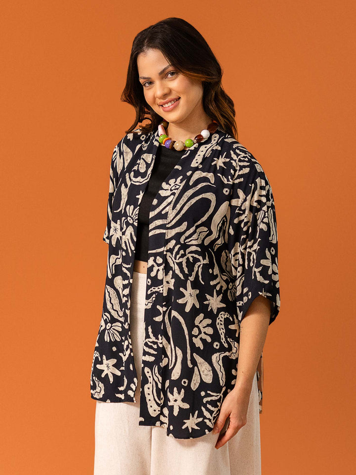 KIMONO | SOMBRA NO QUINTAL