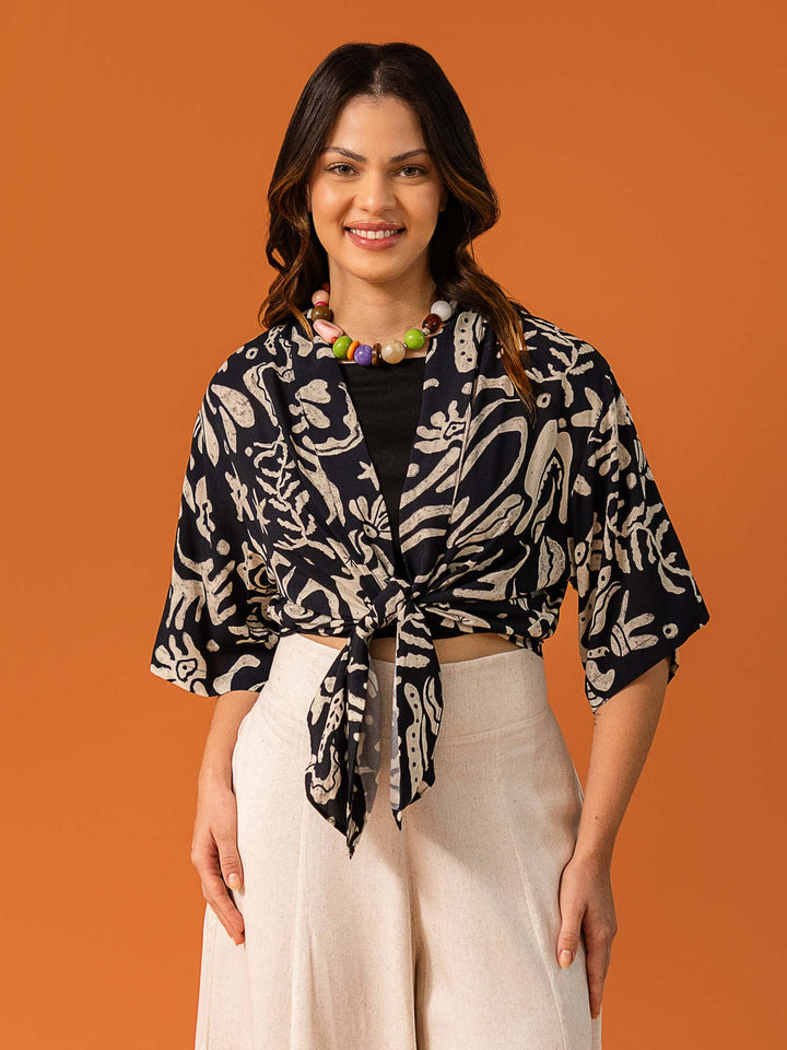KIMONO | SOMBRA NO QUINTAL