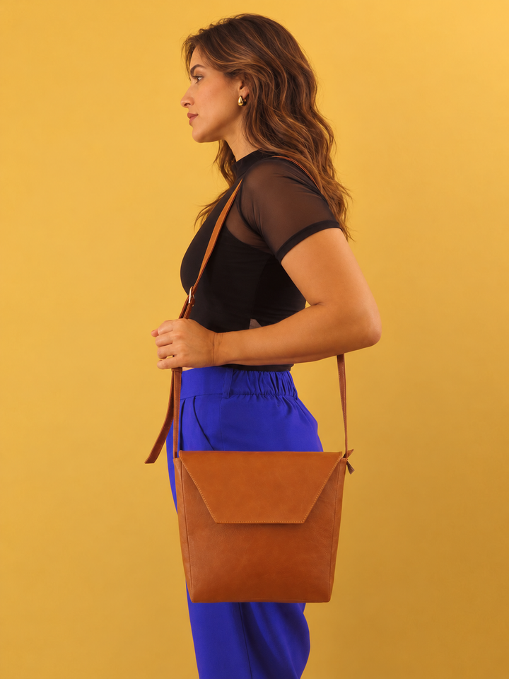 BOLSA TRAPÉZIO | CARAMELO