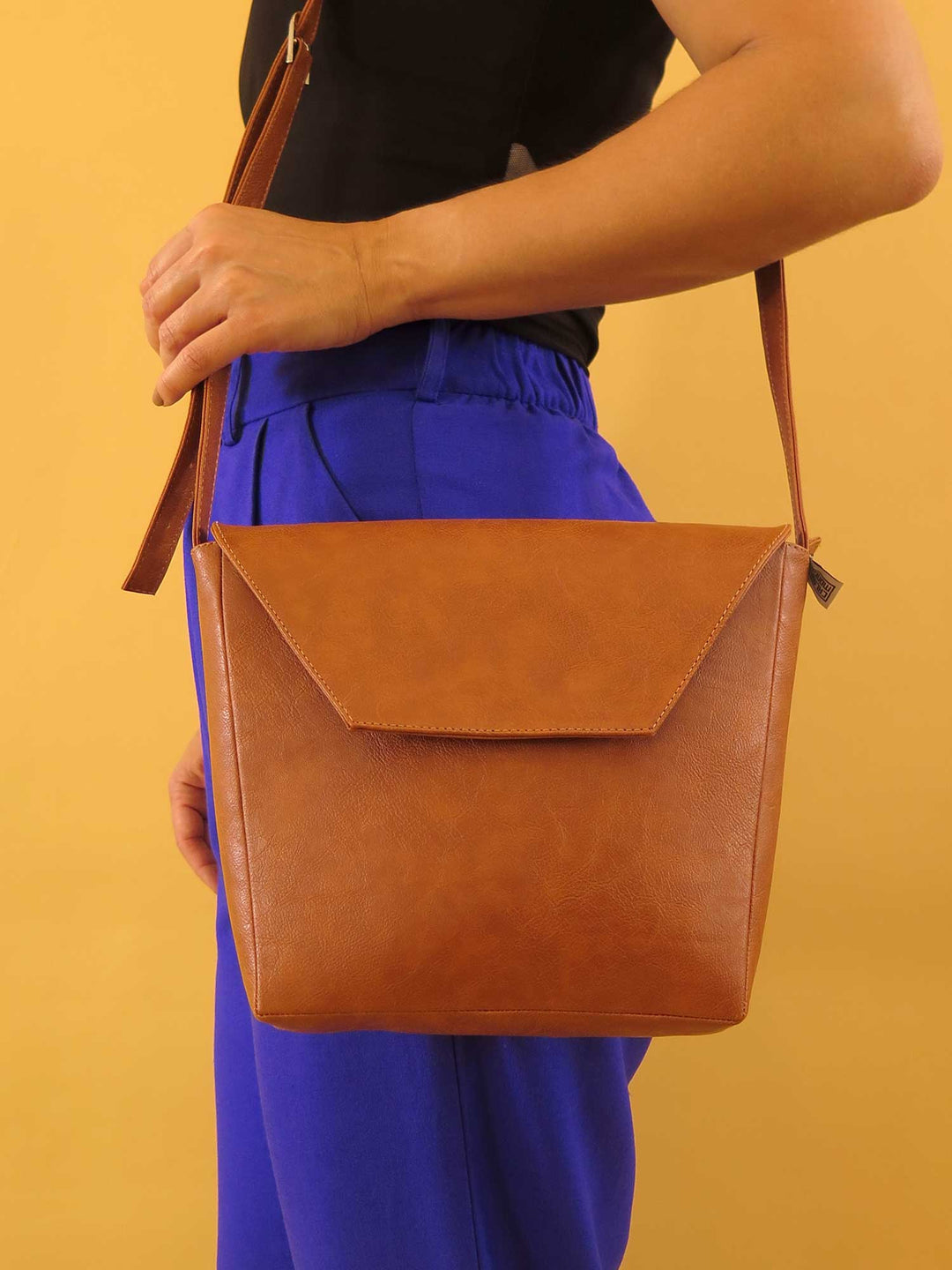 BOLSA TRAPÉZIO | CARAMELO