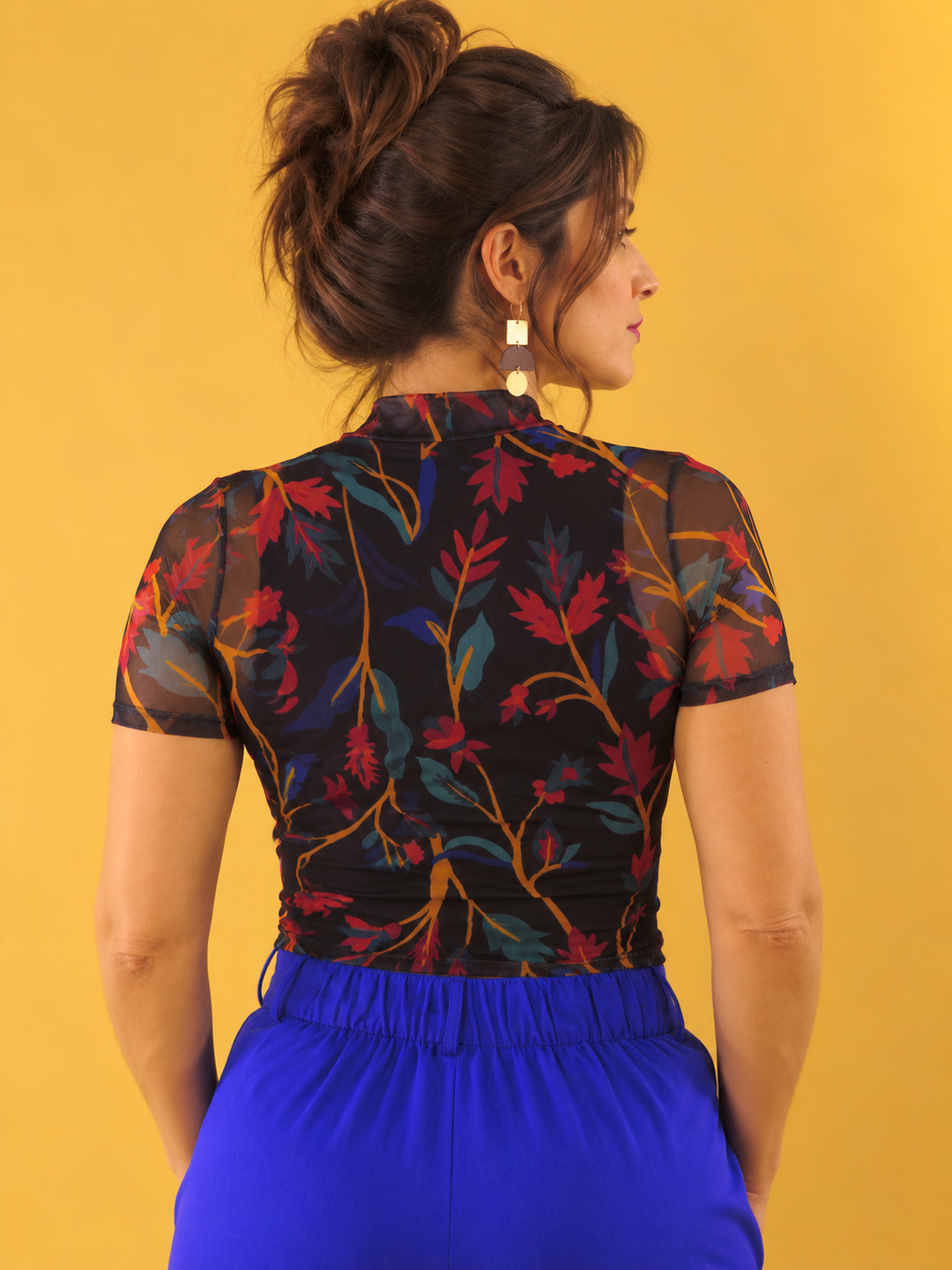 CROPPED SARA