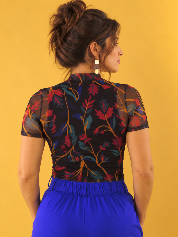 CROPPED SARA