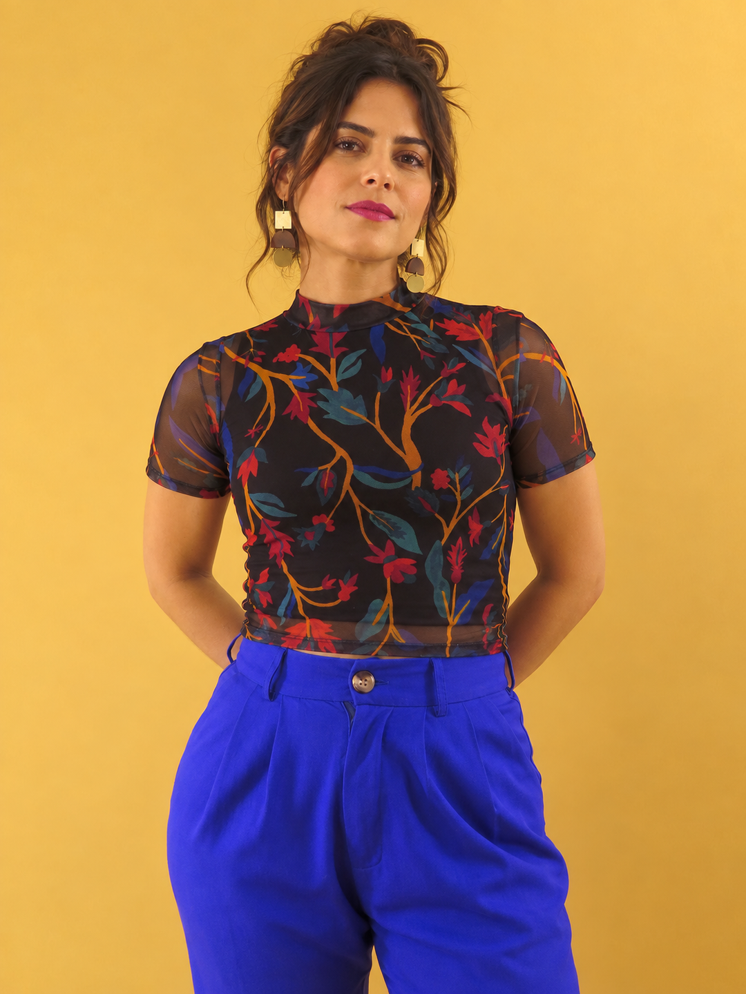 CROPPED SARA