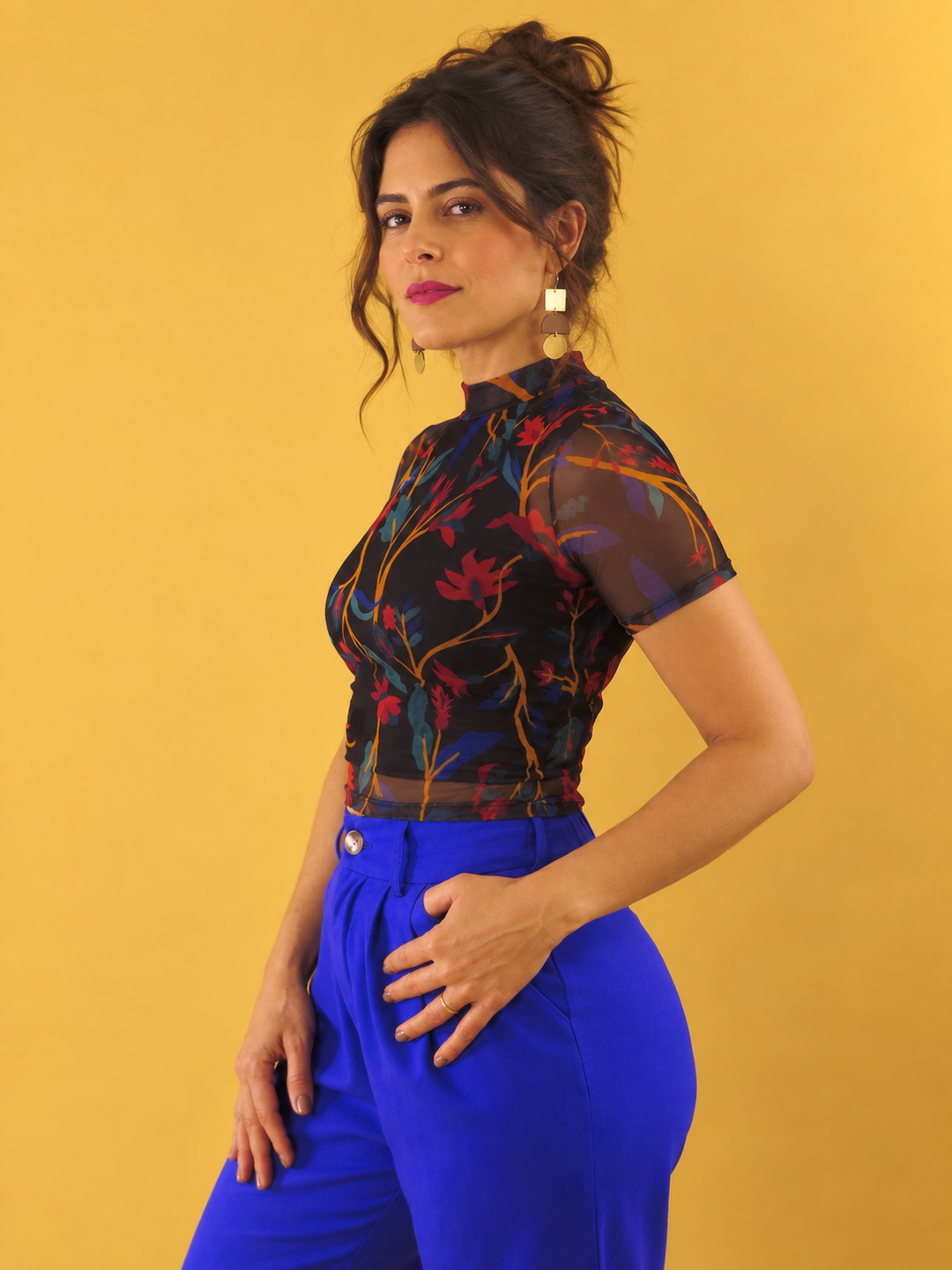CROPPED SARA