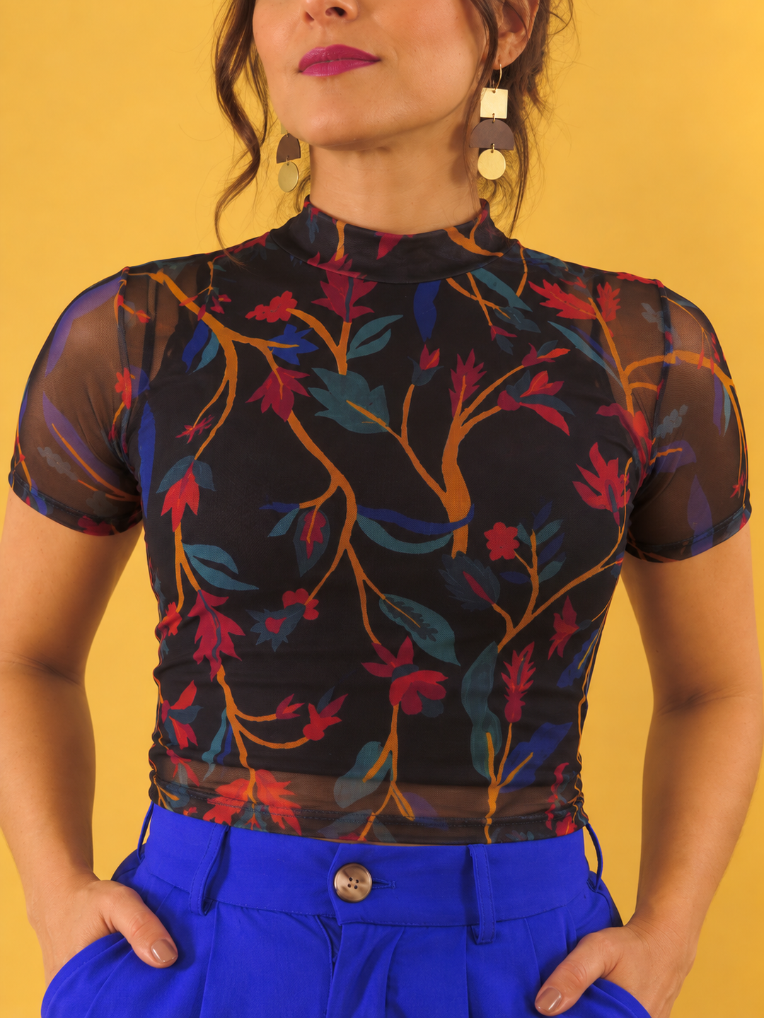CROPPED SARA