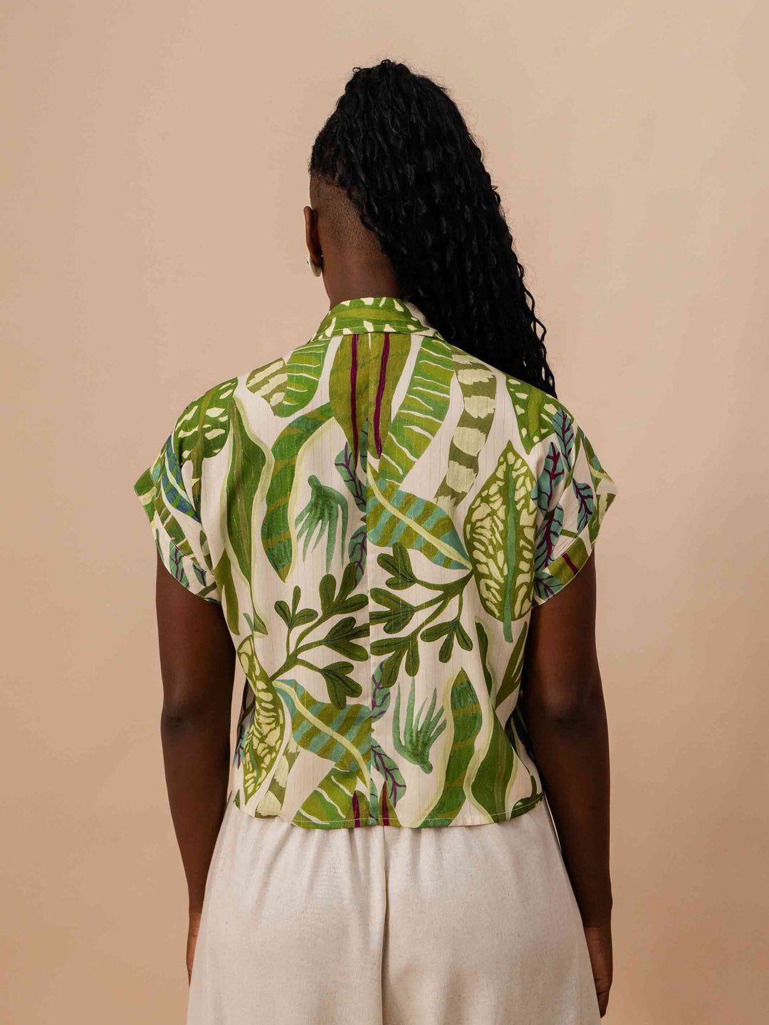 blusa_estampada_feminina_botao_duas_design_moda_autoral_recife_pernambuco