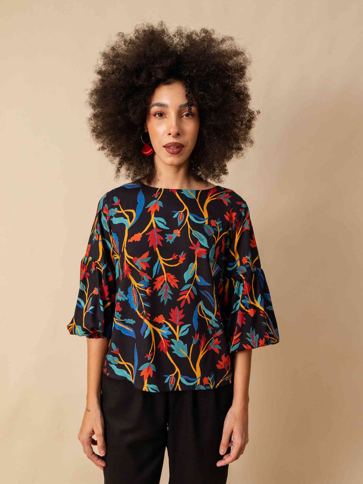 blusa_feminina_estampada_bufante_duas_design_moda_autoral_recife_pernambuco