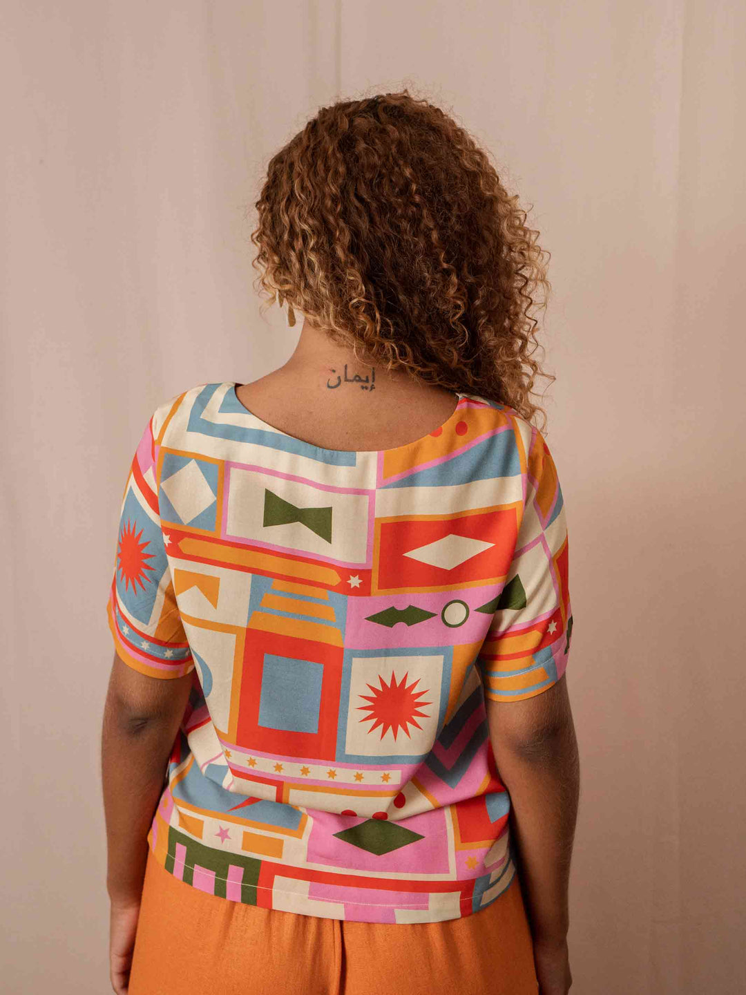 blusa_feminina_estampada_duas-design_moda-autoral