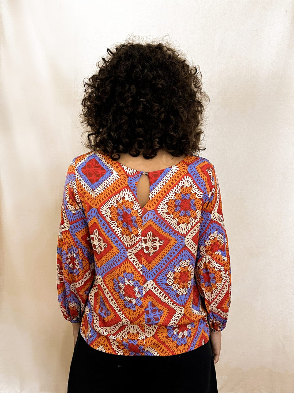 vblusa_feminina_estampada_duas-design_moda-autoral