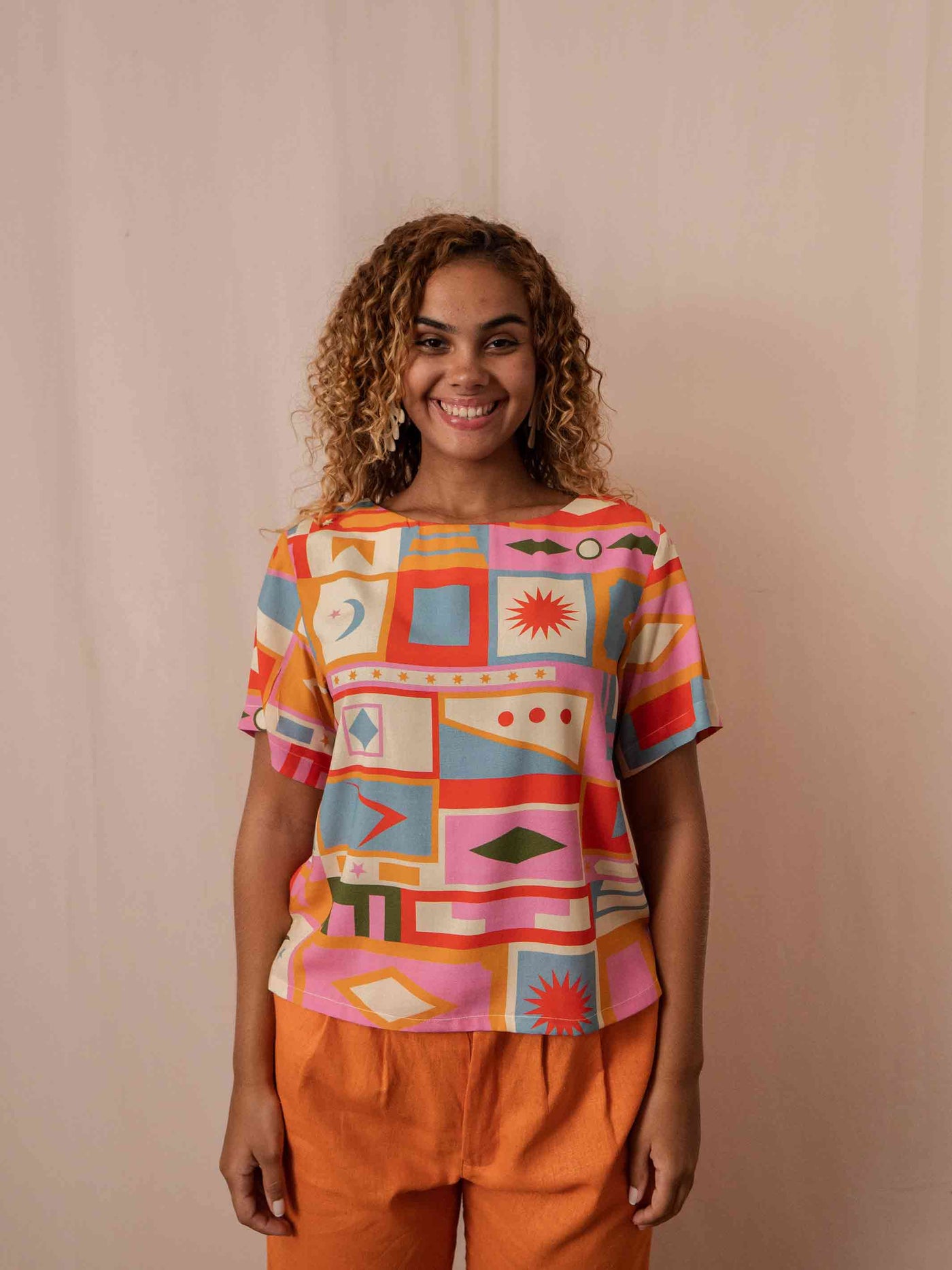 blusa_feminina_estampada_duas-design_moda-autoral