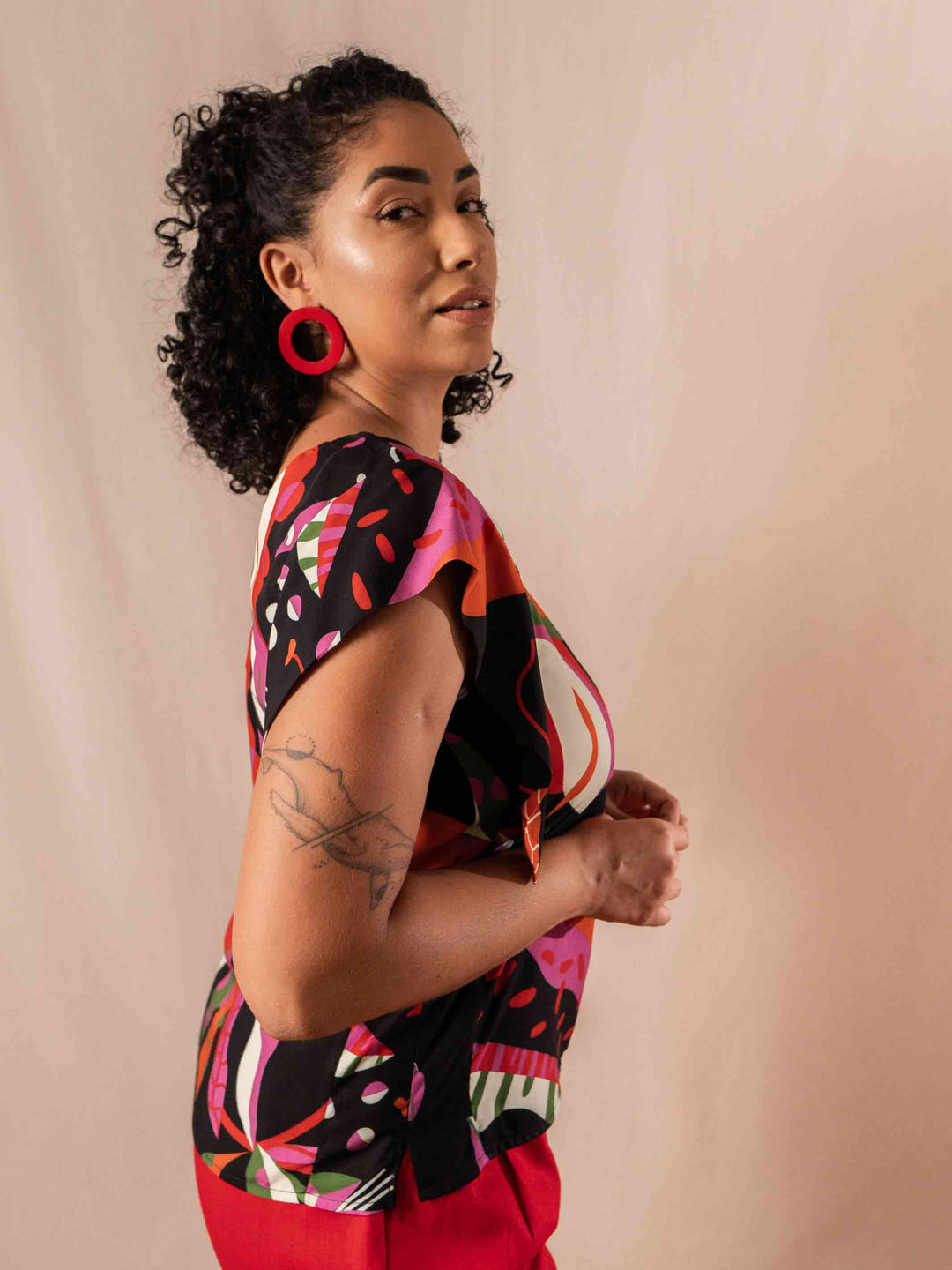 blusa_feminina_estampada_duas-design_moda-autoral_paramo