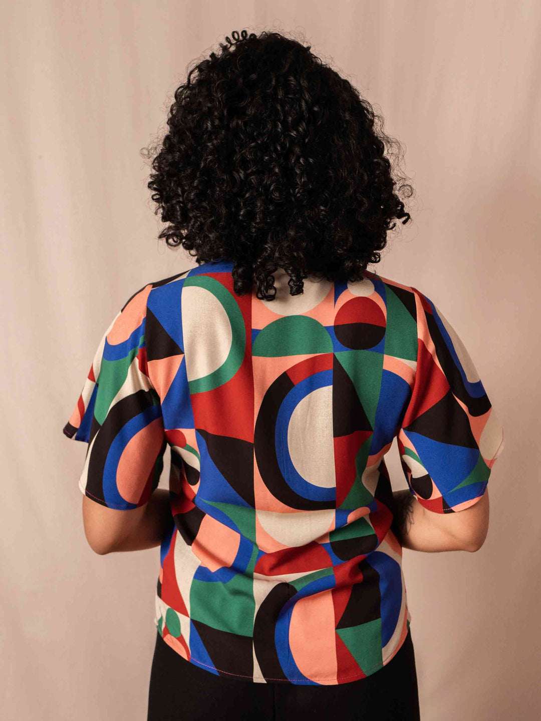 blusa_feminina_estampada_duas-design_moda-autoral