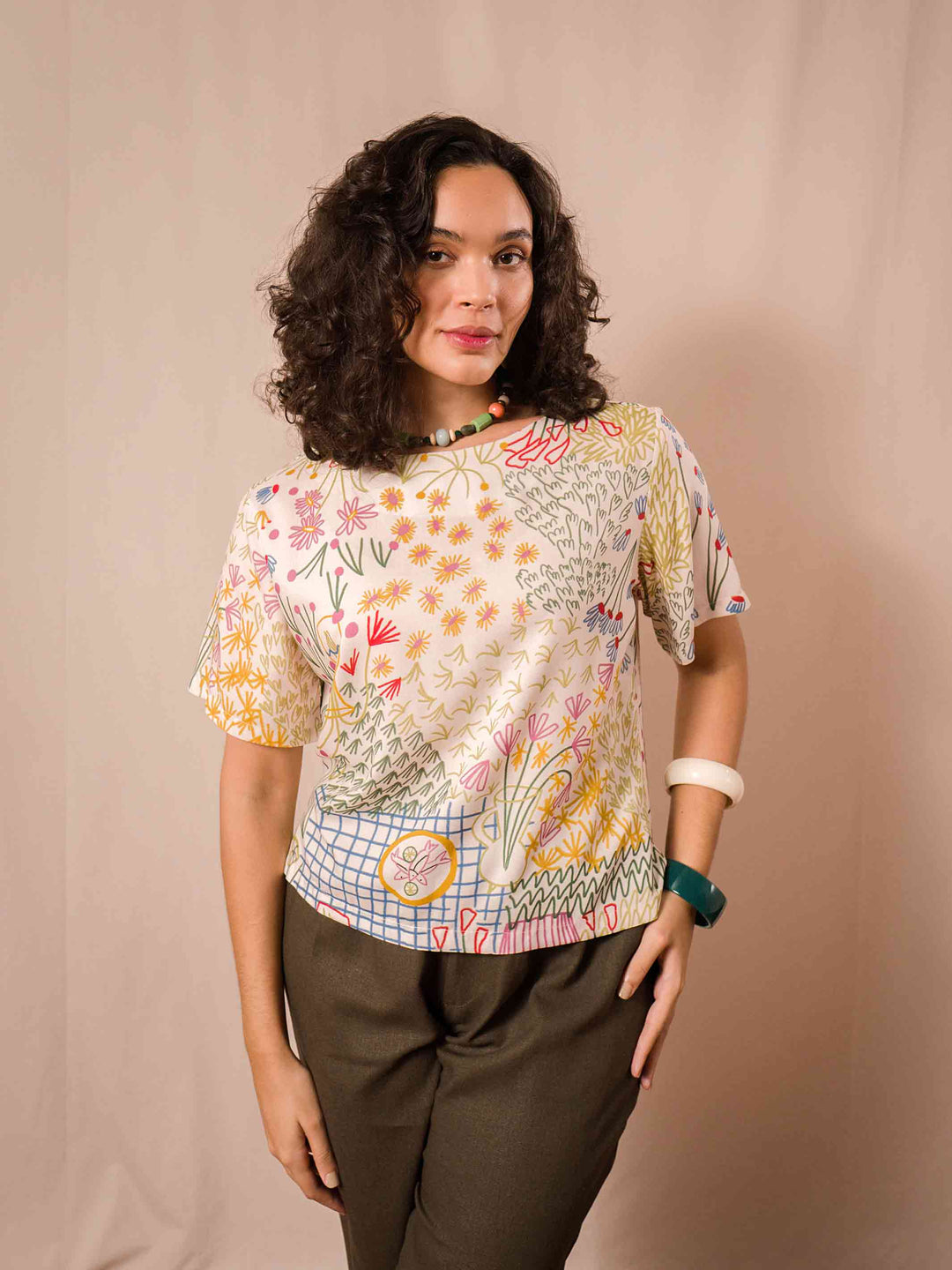 blusa_feminina_estampada_duas-design_moda-autoral_jardim