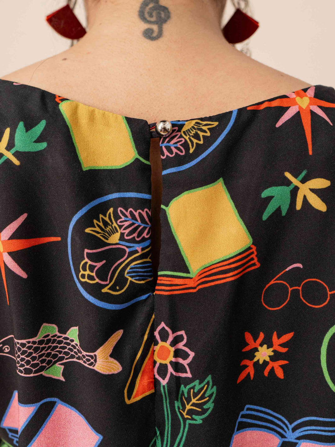 blusa_feminina_estampada_manga_duas-design_moda-autoral_recife_pernambuco