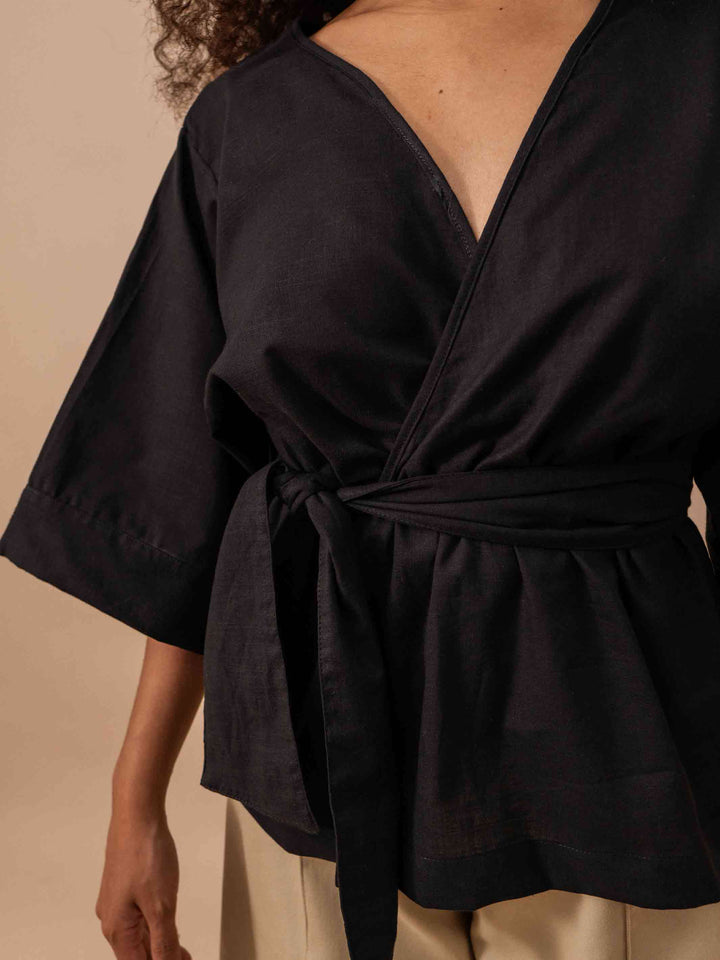 blusa_feminina_kimono_preta_duas-design_moda-autoral_recife_pernambuco