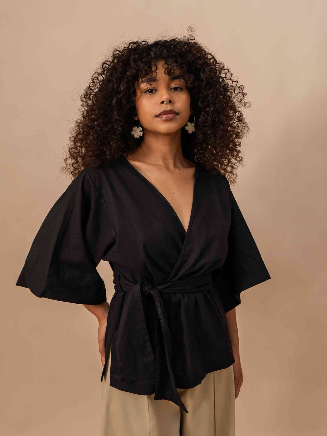 blusa_feminina_kimono_preta_duas-design_moda-autoral_recife_pernambuco_5