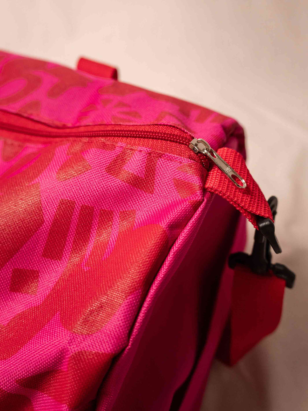 bolsa-de-viagem_estampada_duas-design_moda-autoral