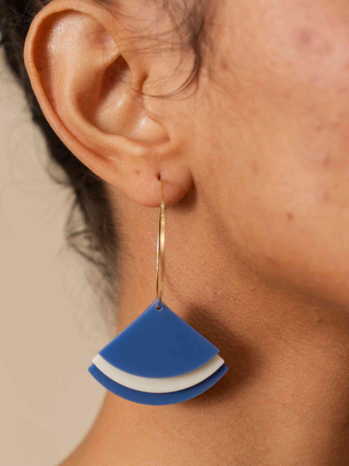 brinco_acrilico_azul_duas-design_moda-autoral_recife_pernambuco