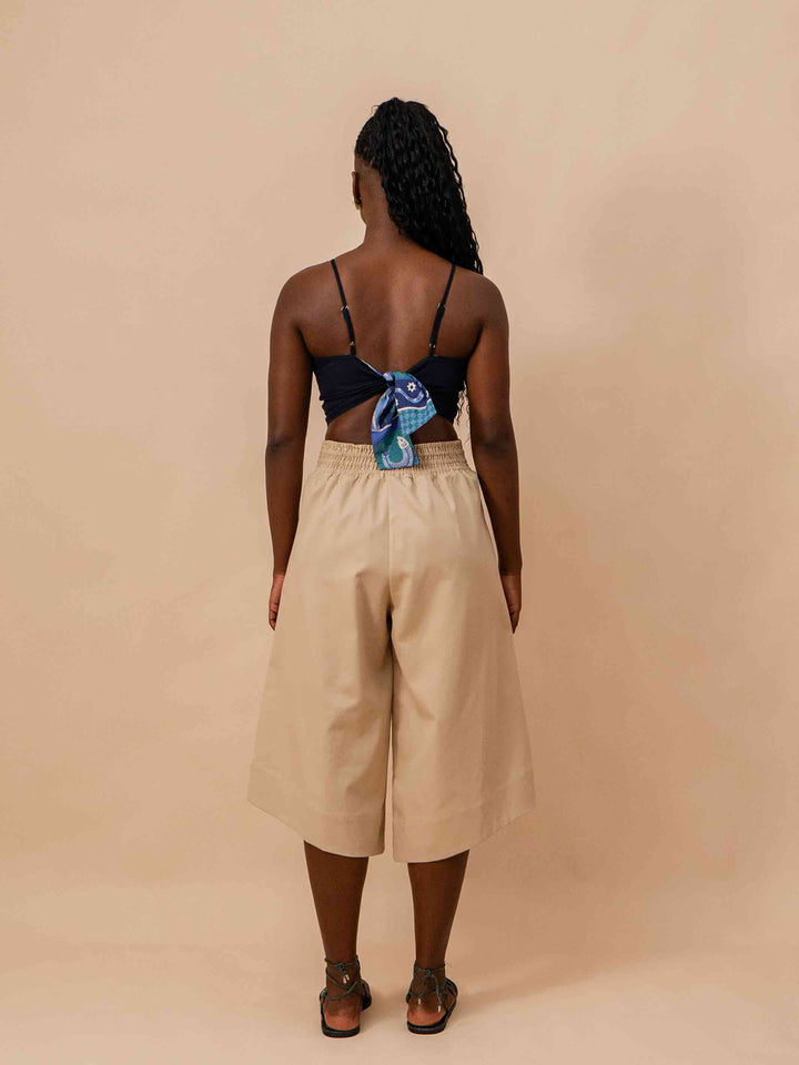 https://duasdesign.com/collections/blusa