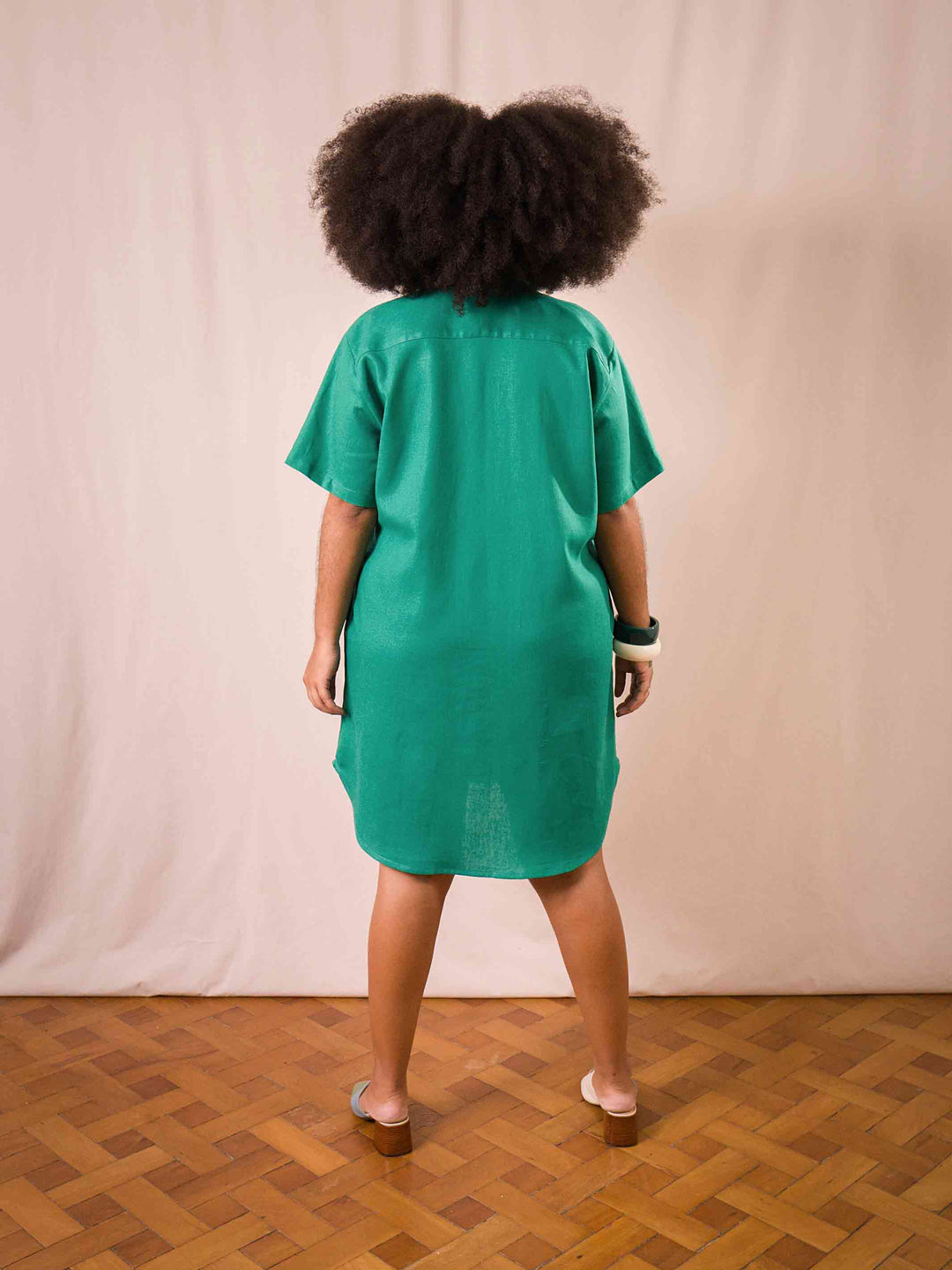 CHEMISE LIA CURTO | LINHO ESMERALDA