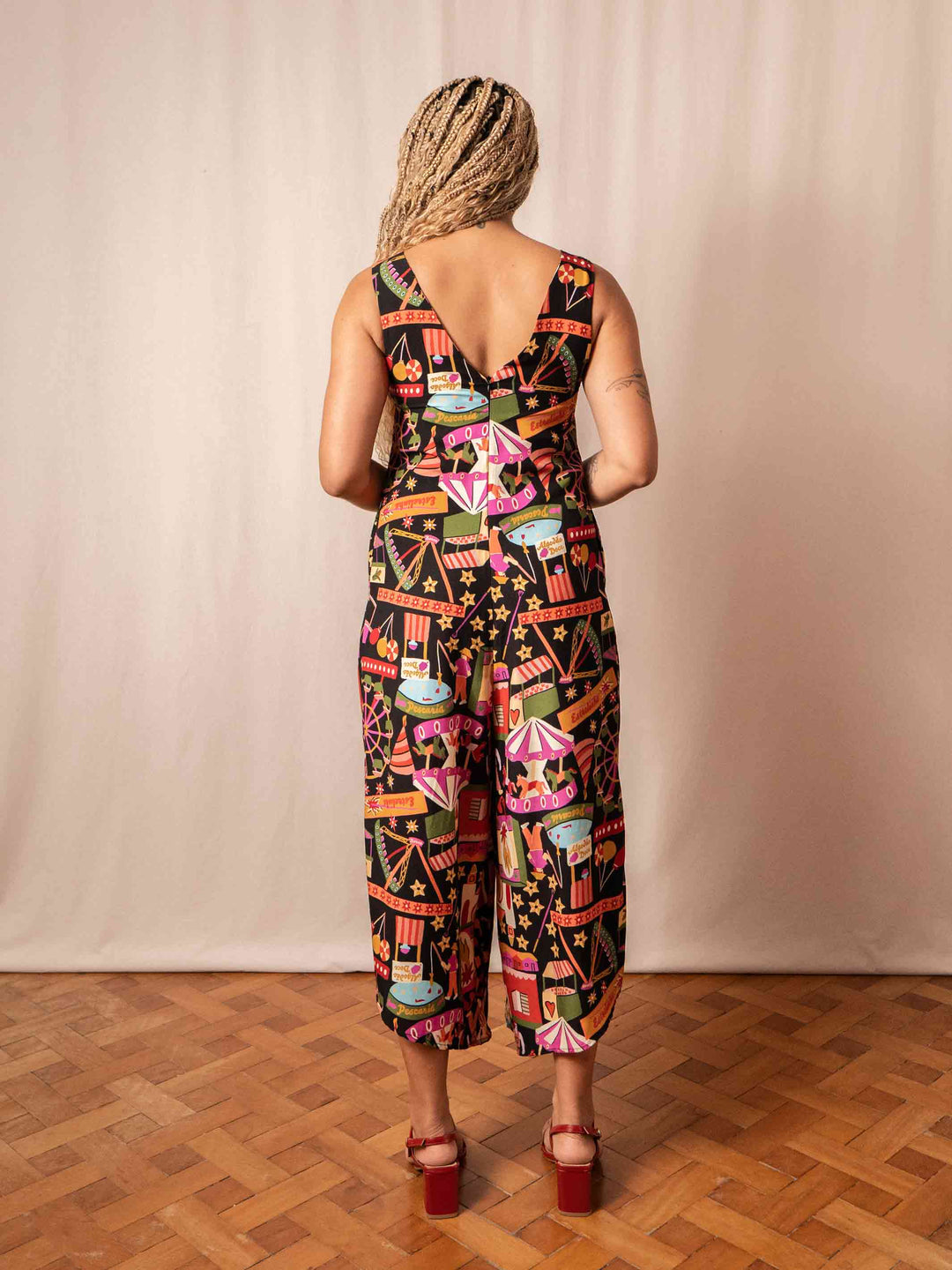 macacourt_feminino_estampado_duas-design_moda-autoral