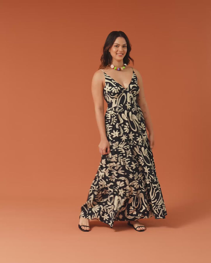 VESTIDO THALITA | SOMBRA NO QUINTAL