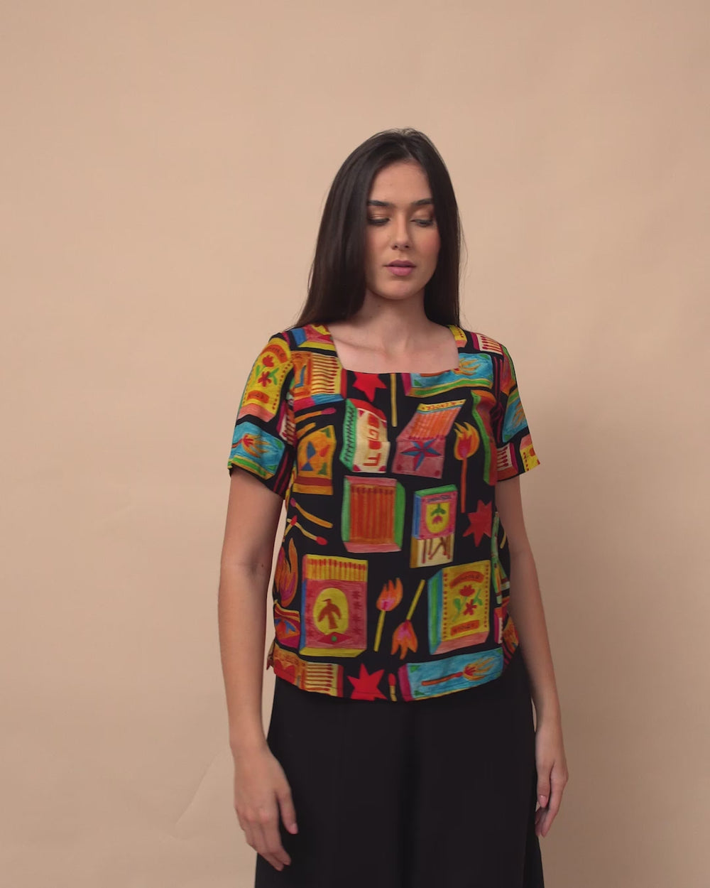blusa_feminina_estampada_duas_design_moda_autoral_recife_pernambuco