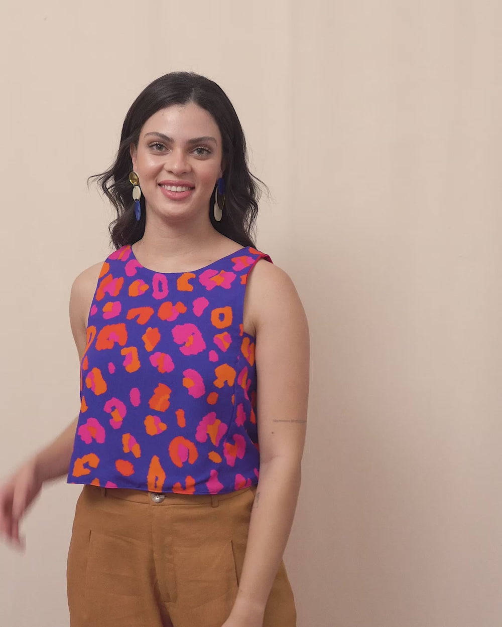 cropped_soltinho_feminino_estampado_duas-design_moda-autoral
