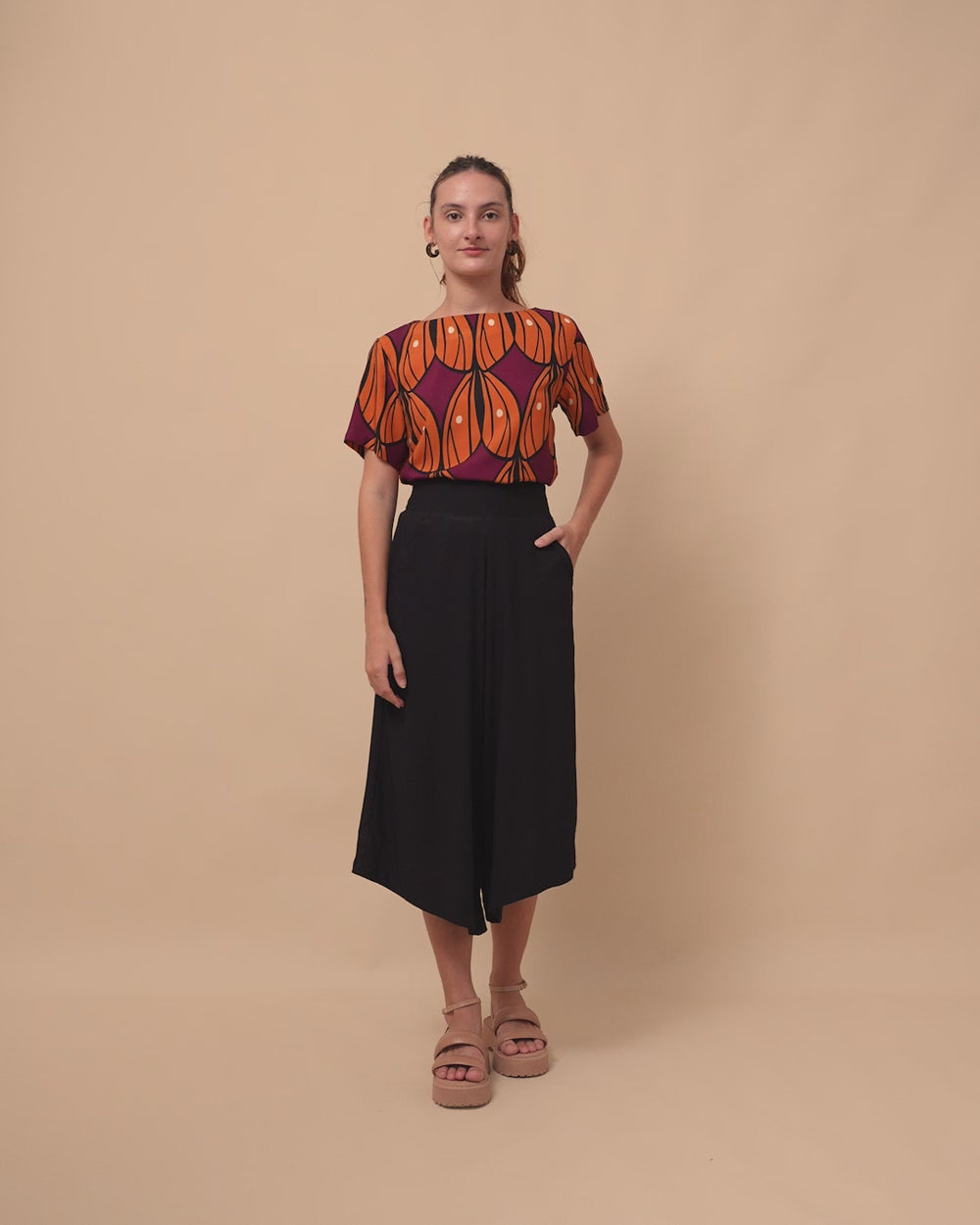 calca_pantacourt_viscose_preta_duas_design_moda_autoral_recife_pernambuco