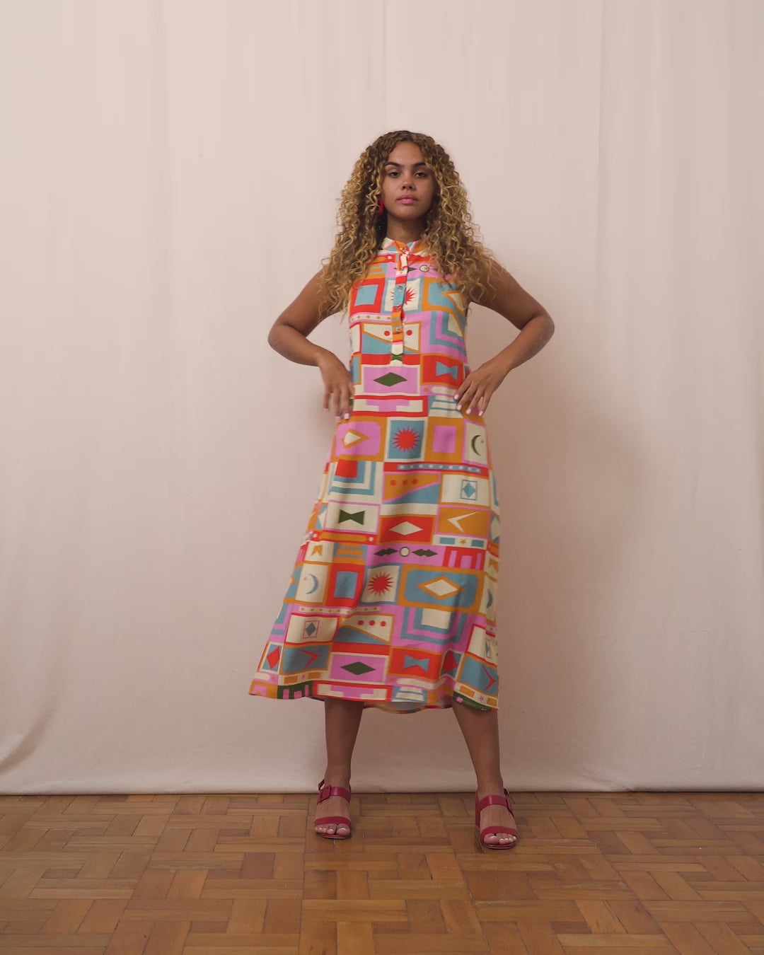 VESTIDO GOLA PADRE LONGUETE | PLATIBANDAS