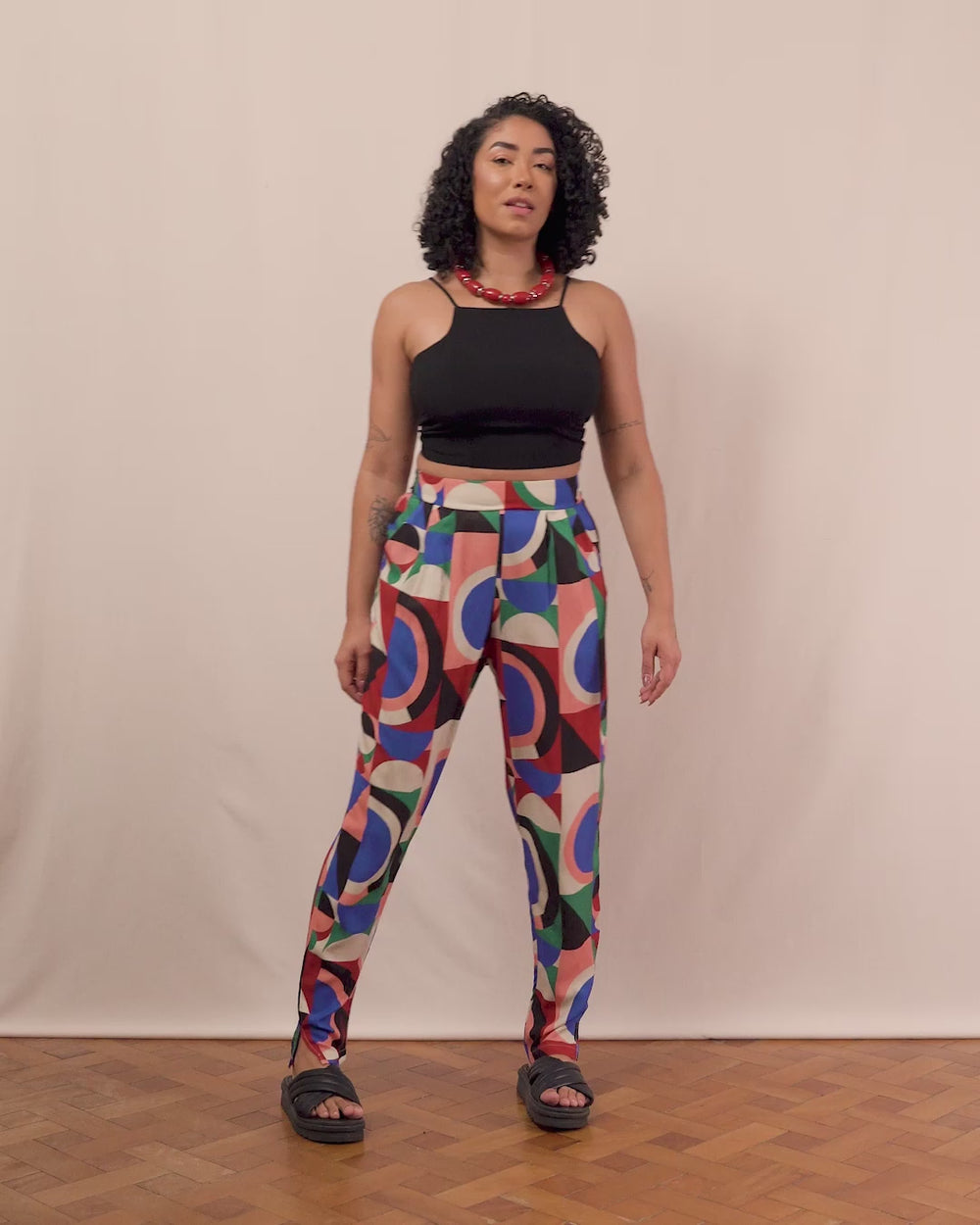calca_estampada_duas-design_moda-autoral