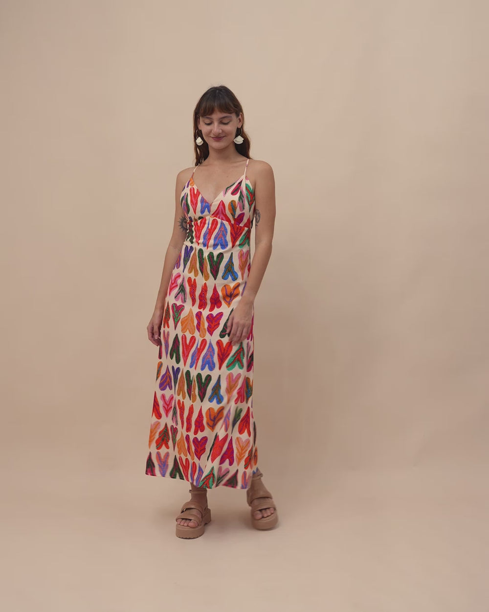 vestido_estampado_linho_midi_alca_duas-design_moda-autoral_recife_pernambuco