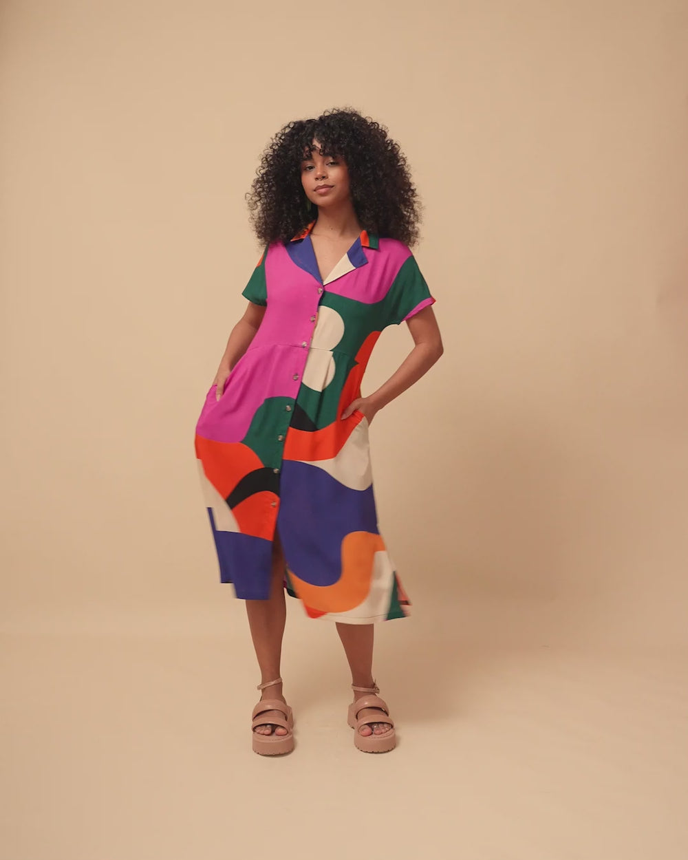 vestido_midi_estampado_gola_duas_design_moda_autoral_recife_pernambuco