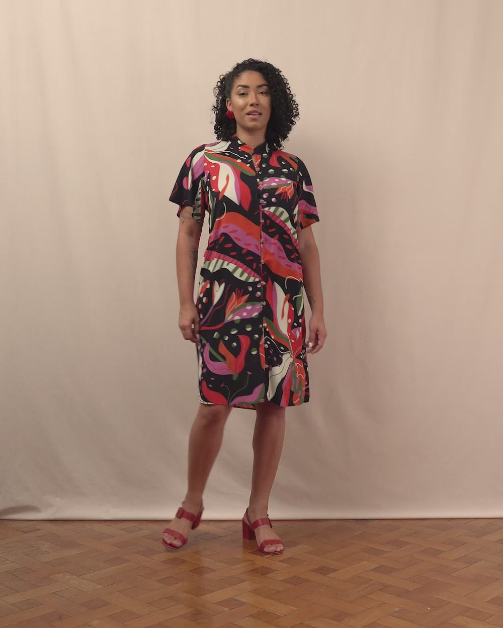 vestido_curto_feminino_estampado_duas-design_moda-autoral