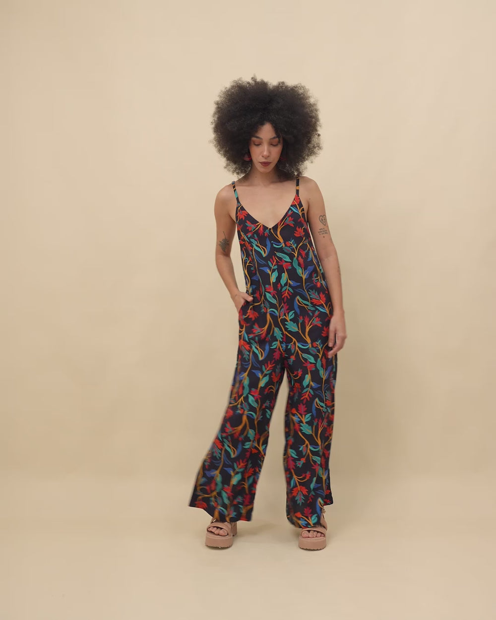 macacao_feminino_estampado_alca_duas-design_moda-autoral_recife_pernambuco
