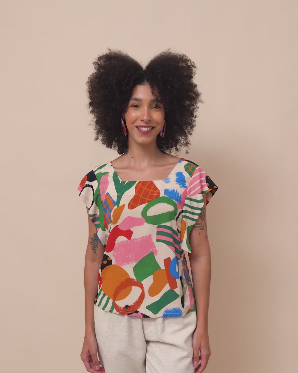 blusa_feminina_estampada_duas_design_moda_autoral_recife_pernambuco