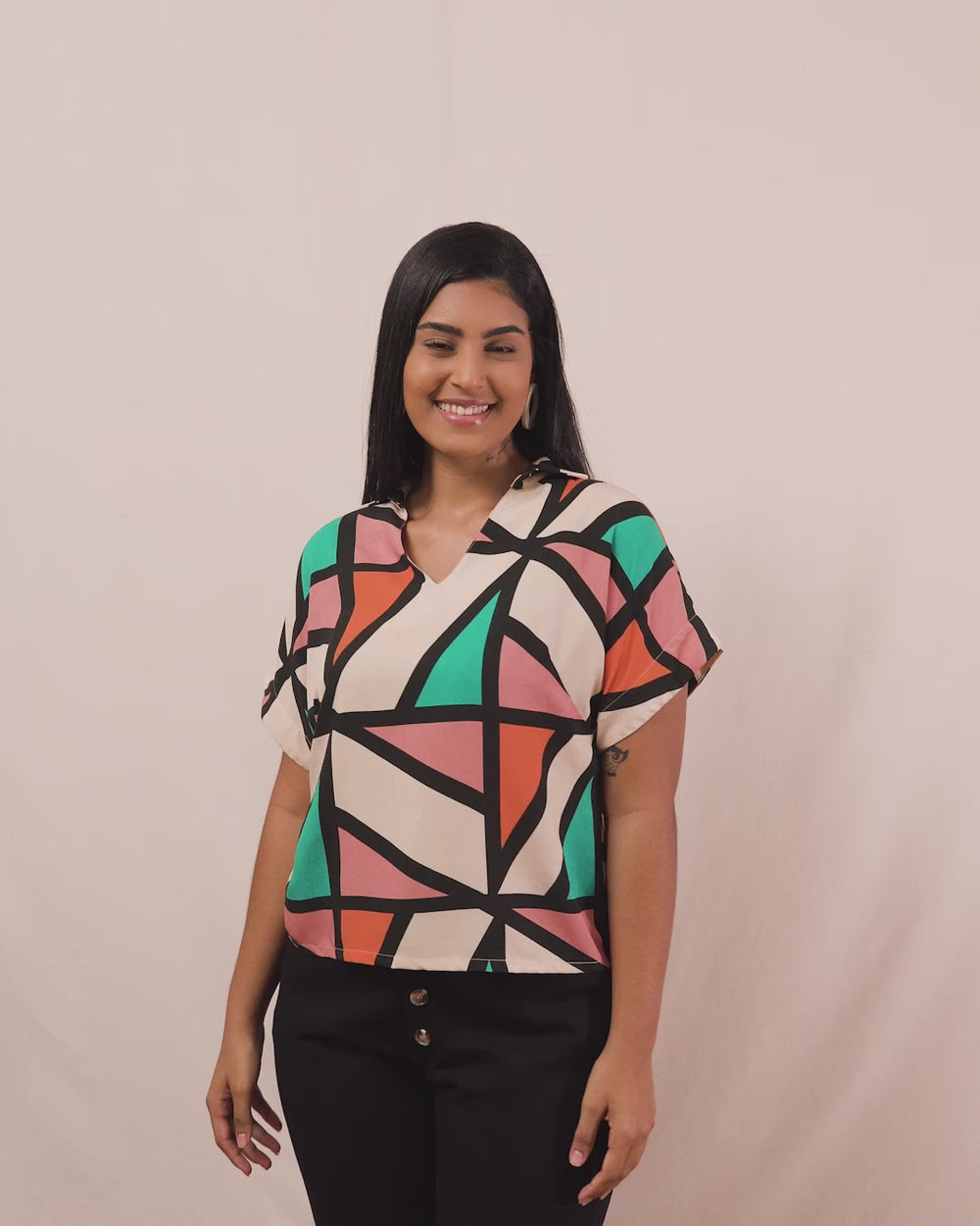 blusa_feminina_estampada_duas-design_moda-autoral_cartema