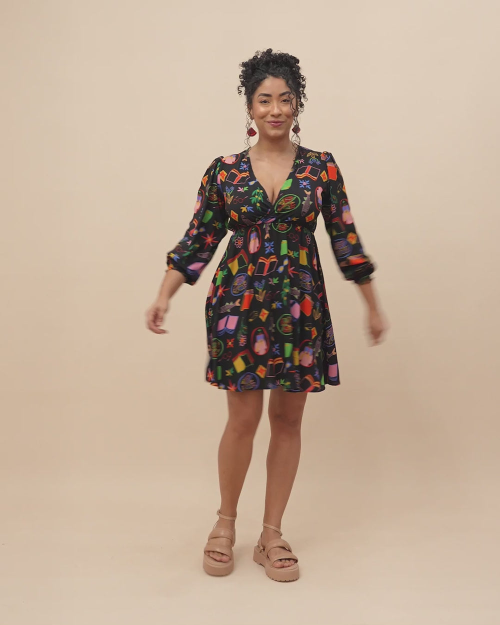 vestido_curto_estampado_transpassado_duas-design_moda-autoral_recife_pernambuco