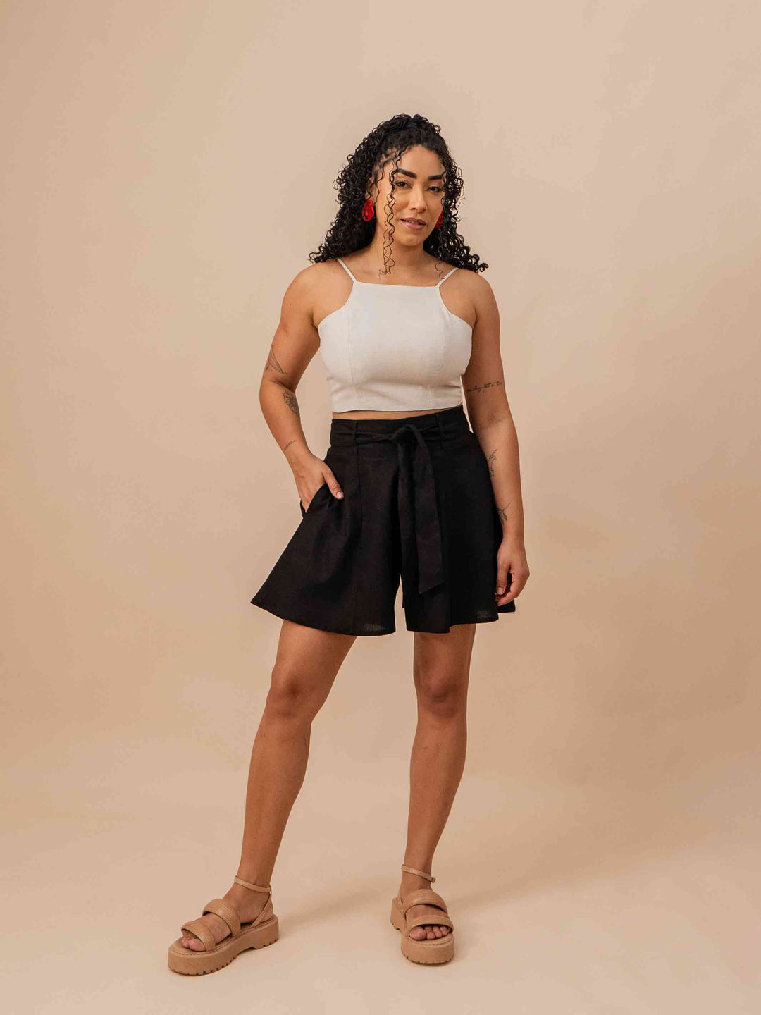 short_feminino_linho_duas_design_moda_autoral_recife_pernambuco
