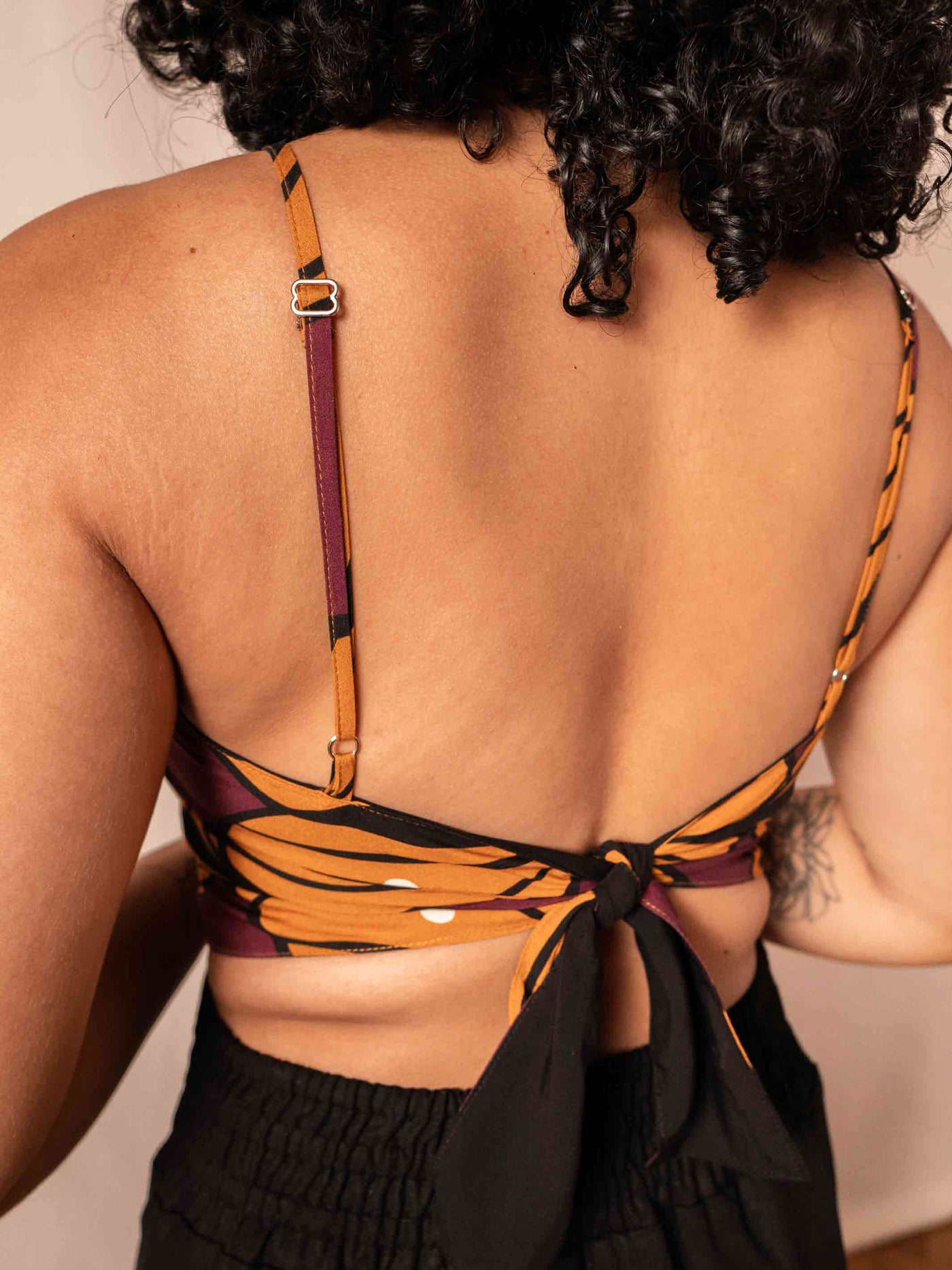 top_cropped_estampado_liso_duas-design_moda-autoral