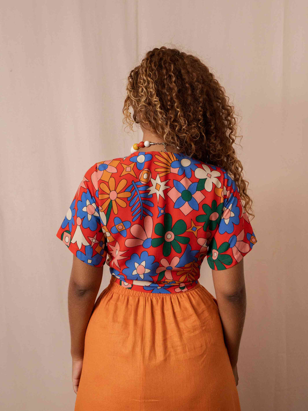 top_cropped_feminino_estampado_duas-design_moda-autoral