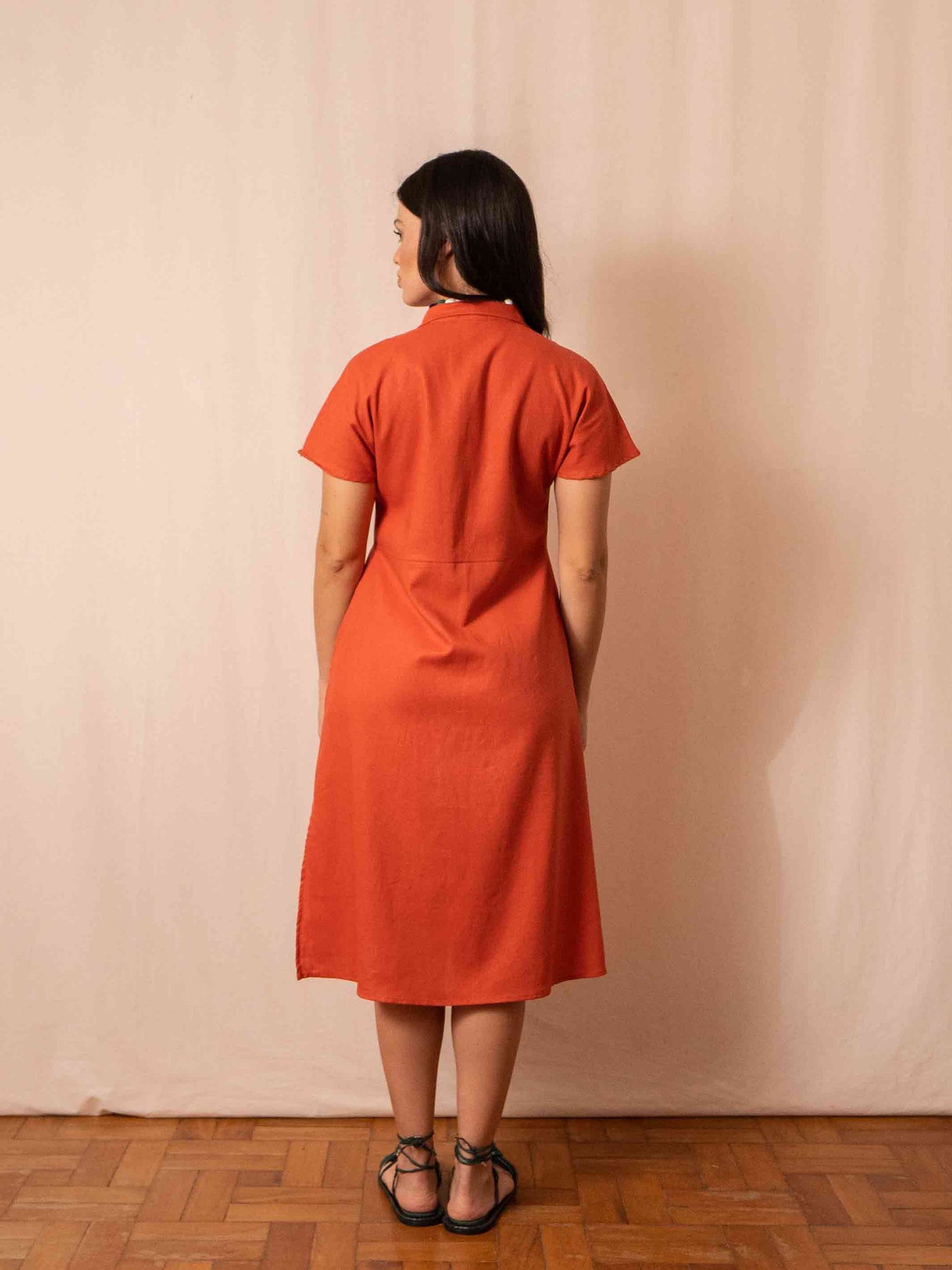 vestido_midi_linho_botoes_duas_design_moda_autoral_recife_pernambuco